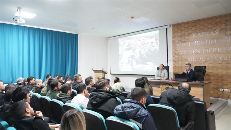 İlimizde Veteriner Hekimlerimizle Hayvan Sağlığı Değerlendirme Toplantısı Gerçekleştirildi
