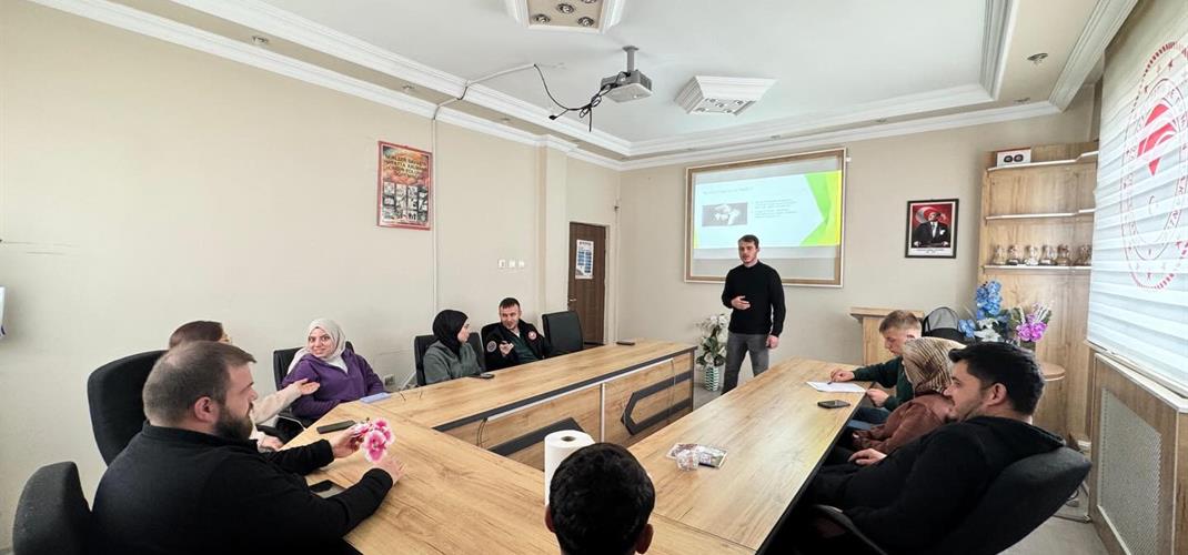 Ardahan Devlet Hastanesi Toplum Ruh Sağlığı Merkezi tarafından, ruhsal bozukluğu olan bireylere yönelik damgalama ve menfi ayrımcılığın önlenmesi amacıyla kurumumuz personeline eğitim verilmiştir.