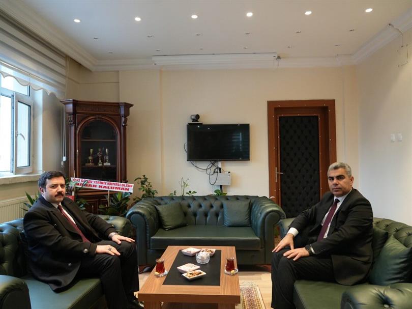 Göle Kaymakamı Sayın Yunus Emre Fırat’tan İl Müdürümüz Sayın Harun Akıllı’ya Ziyaret